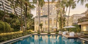 Mandarin Room – Spacious River and City View Elegance